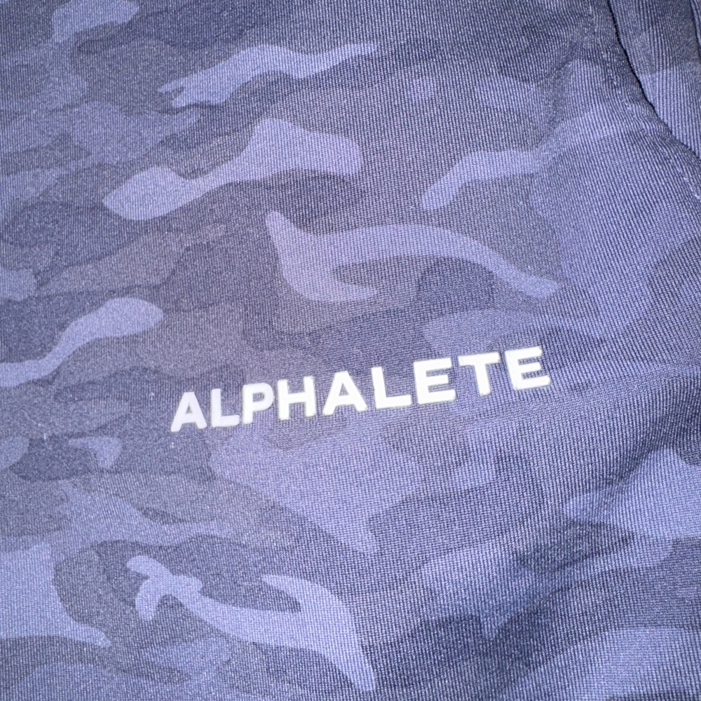 Alphalete Men's Camo Shorts - M - Picture 3 of 4